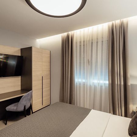 Garni Hotel Kruso Herceg Novi Bagian luar foto