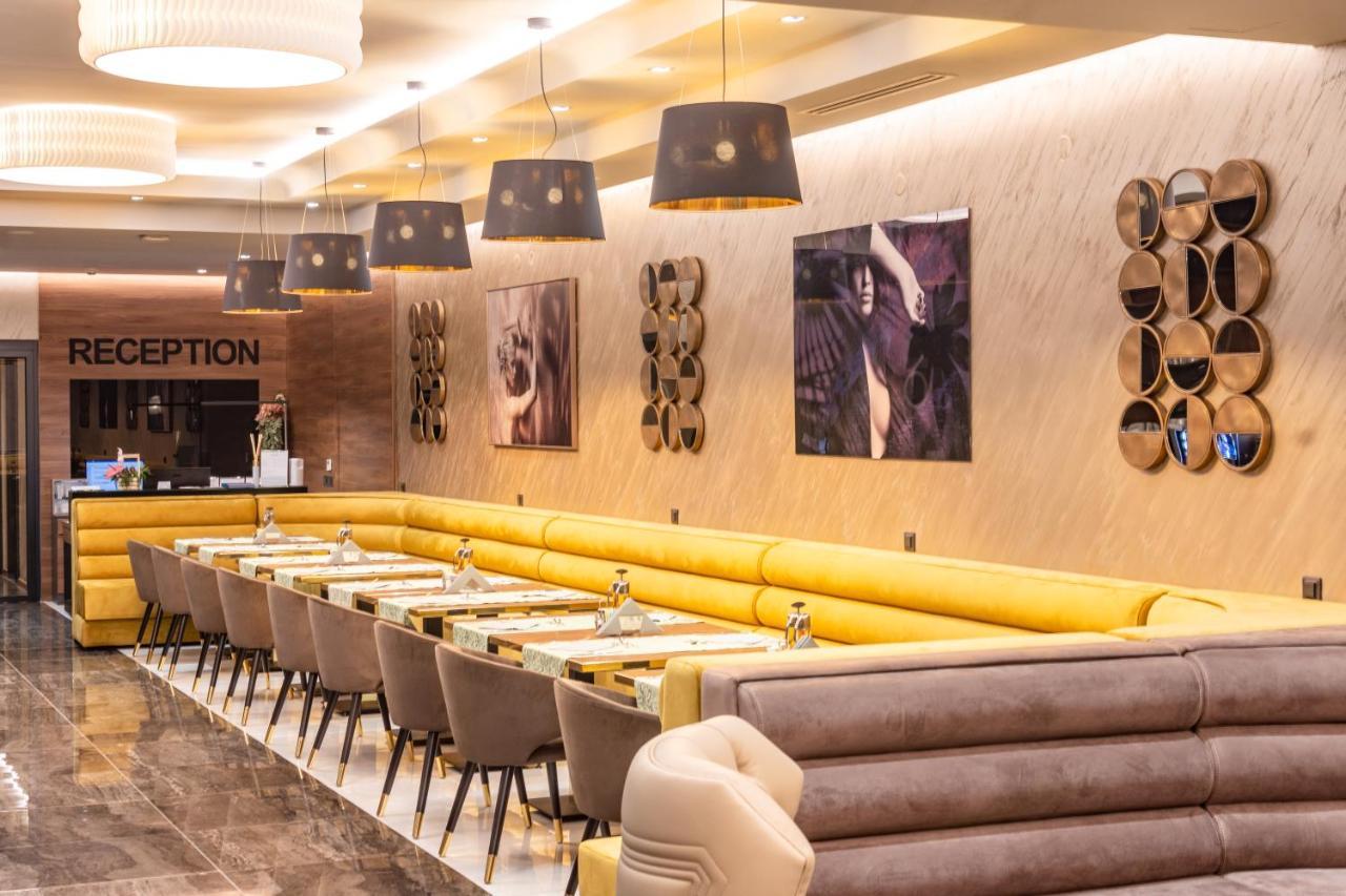 Garni Hotel Kruso Herceg Novi Bagian luar foto