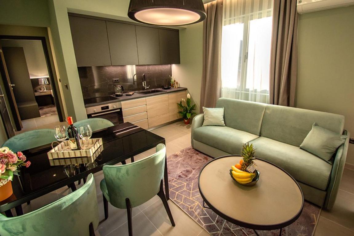 Garni Hotel Kruso Herceg Novi Bagian luar foto