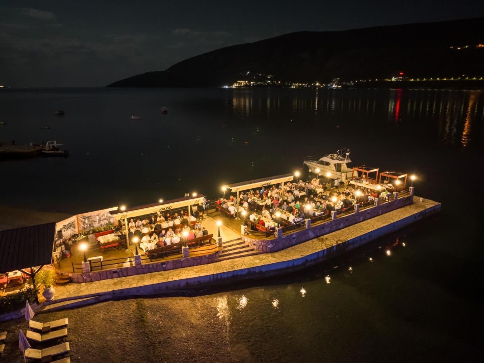 Garni Hotel Kruso Herceg Novi Bagian luar foto